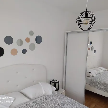 Apartment Deluxe Jelena *